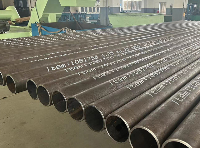 En 10305-1 E195 E235 E355 25crmo4 C45e 42CrMo4 C35e Холоднотянутая или холоднокатаная бесшовная прецизионная труба из углеродистой или легированной стали